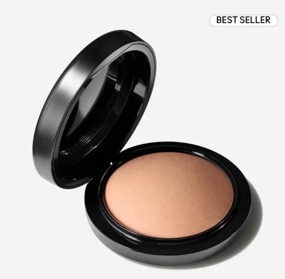 MAC Mineralize Skin Finish - Global Glow
