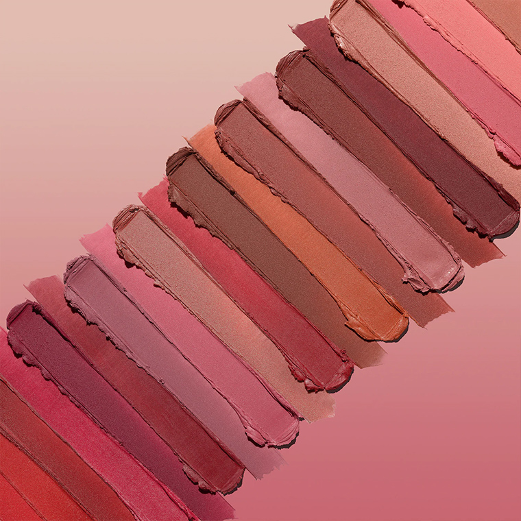 Hydrating vs Matte Lipsticks